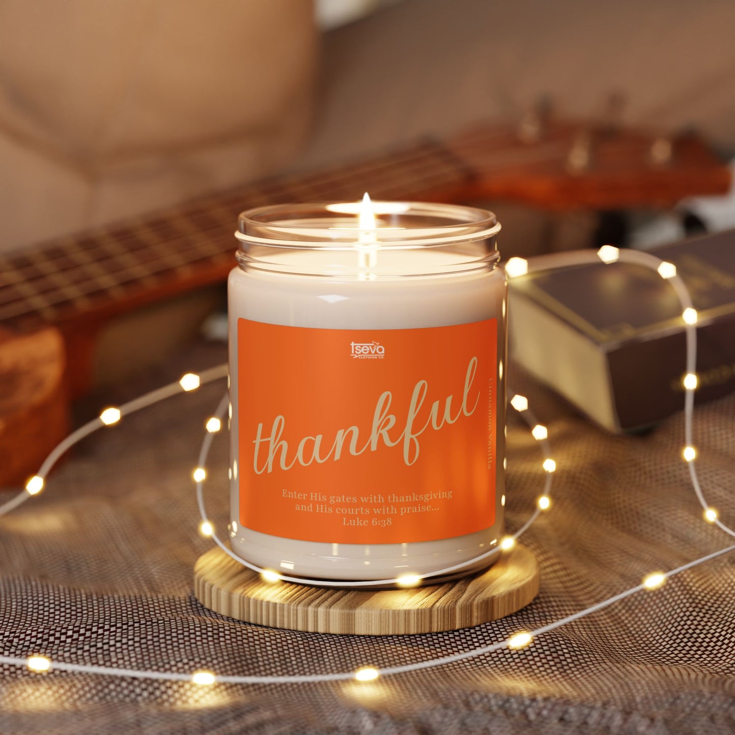 "Thankful" 9 oz Cinnamon and Vanilla Scented Candle